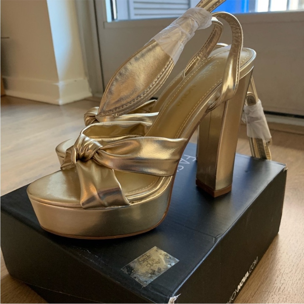 Fashion Nova Gold Women's Heels